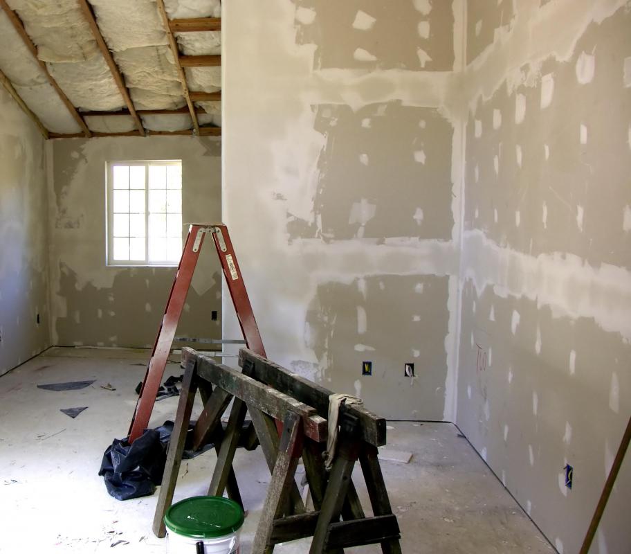 Although becoming a renovator does not necessarily require formal schooling, skill and experience are absolutely necessary.