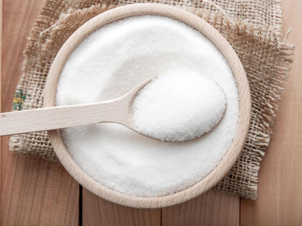 A diabetologist can advise her patient about the dangers of a high-sugar diet.