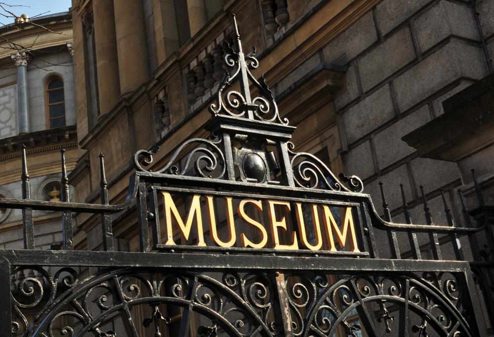 Entry-level ethologists may work at museums.
