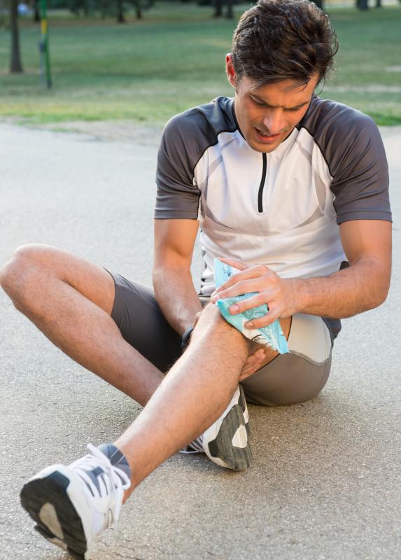 Some medical professionals who specialize in treating sports-related injuries work with both amateur and professional athletes.