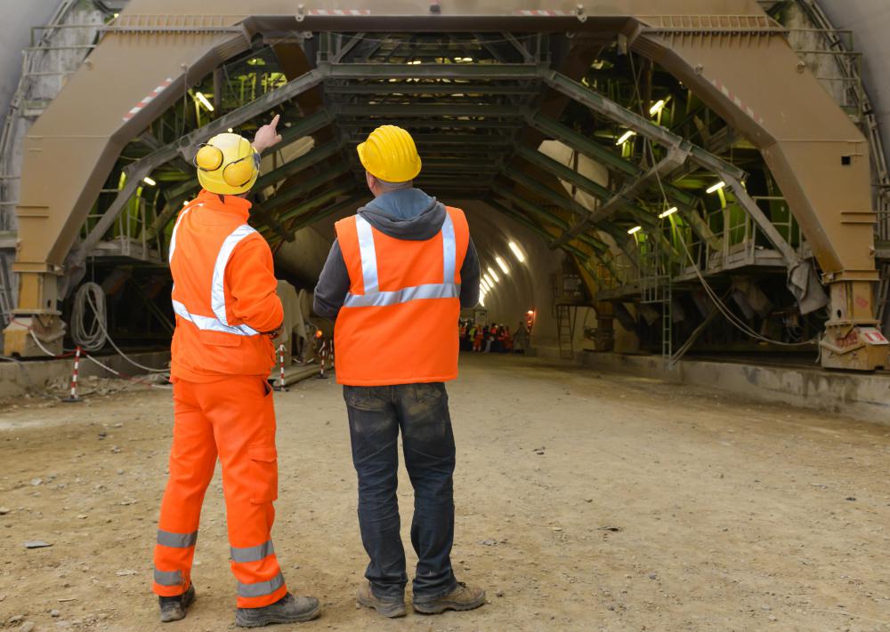Many construction safety officers start by taking safety training courses from a recognized institution.