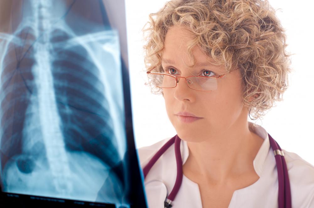 Emergency room doctors quickly diagnose diseases and injuries.
