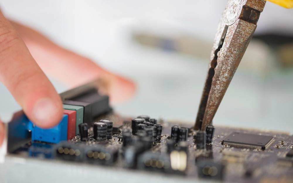 A computer technician typically needs to know how make minor repairs to units.