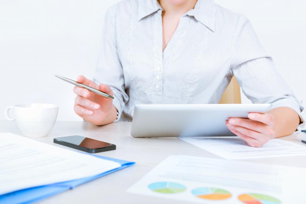 Financial analysts help banks and companies understand trends in a number of financial indicators.
