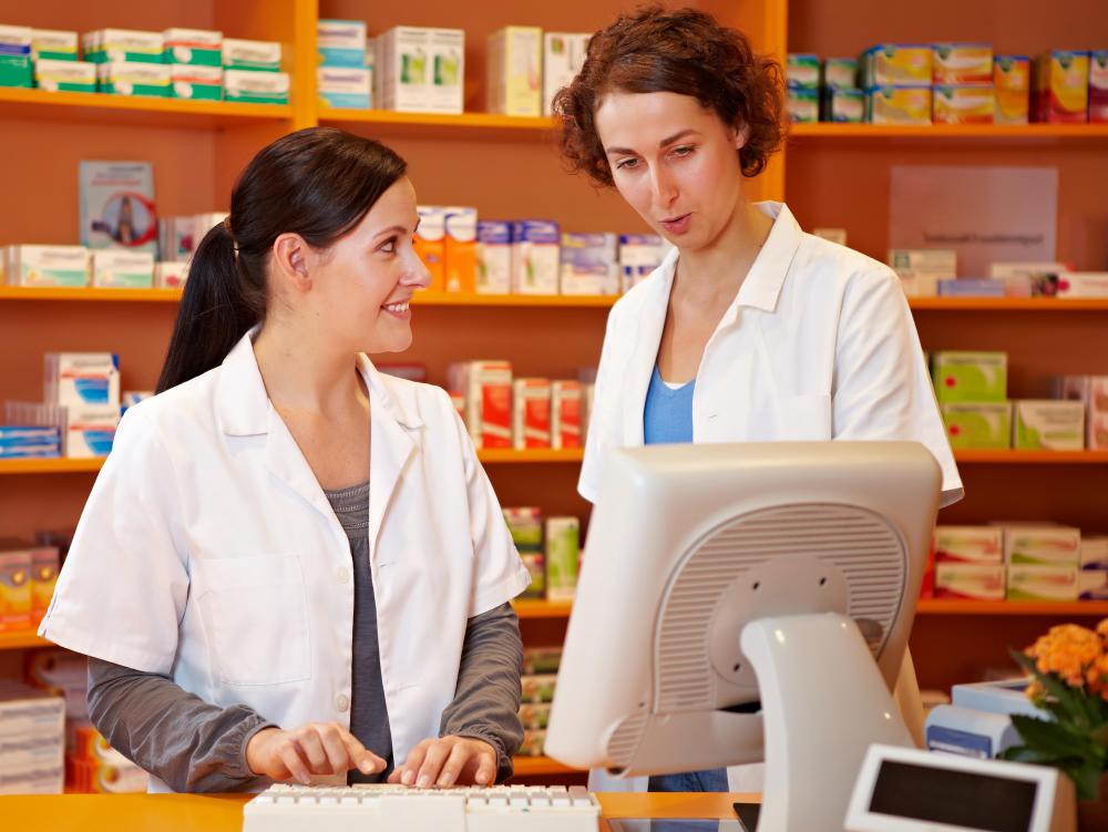 What Does A Pharmacy Clerk Do with Pictures 