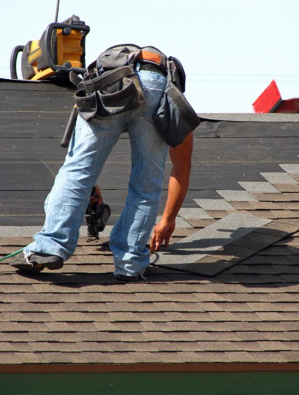 how-do-i-become-a-roof-inspector-with-pictures
