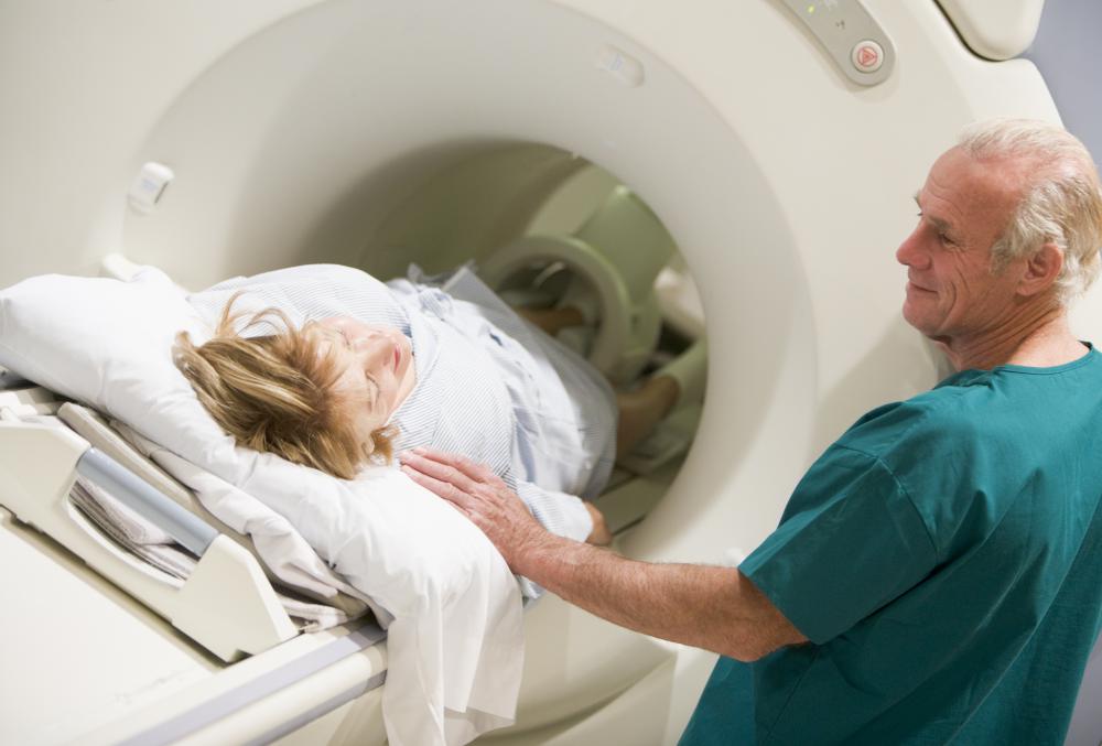 What Does A CT Scan Technologist Do with Pictures 