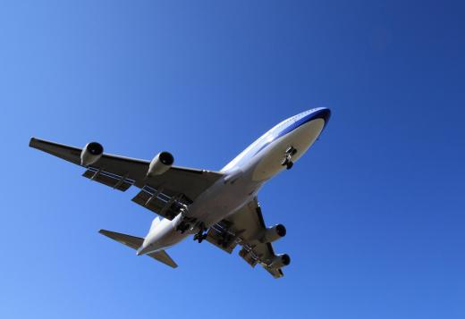 The complex landing gear systems on commercial jetliners like the Boeing 747 are maintained by specialized mechanics.