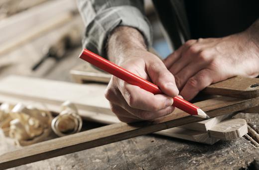 Advanced stagehand jobs often require carpentry skills.