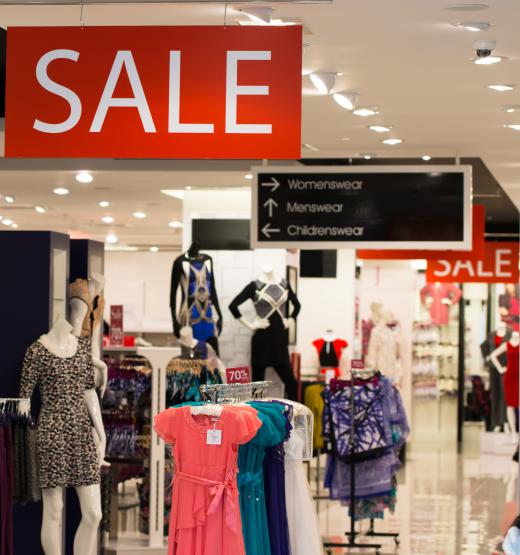 Fashion merchandising courses may teach visual merchandisers to design in-store displays.