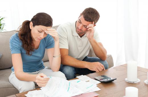 A financial counselor may help people develop payment plans in order to pay bills.