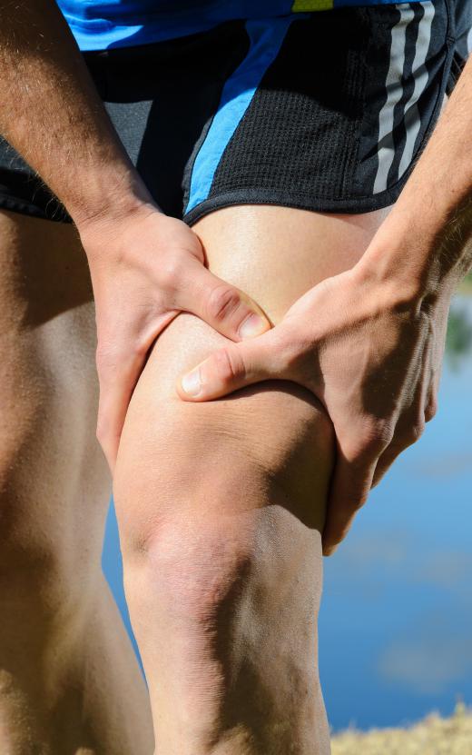 Orthopedic doctors who specialize in sports medicine diagnose and treat joint problems resulting from sports-related injuries.