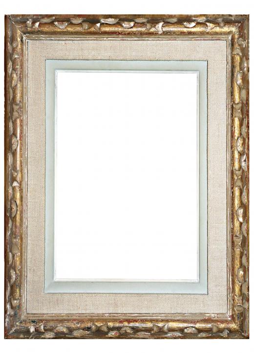 Picture framers may work with antique or ornate designs to make a picture standout.