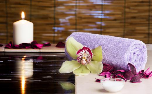 Many spas and treatment centers offer shiatsu massages that are performed by a specially trained bodywork therapist.