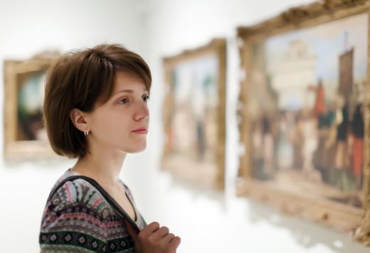 An art buyer who works for a museum may help acquire classic or museum quality pieces.